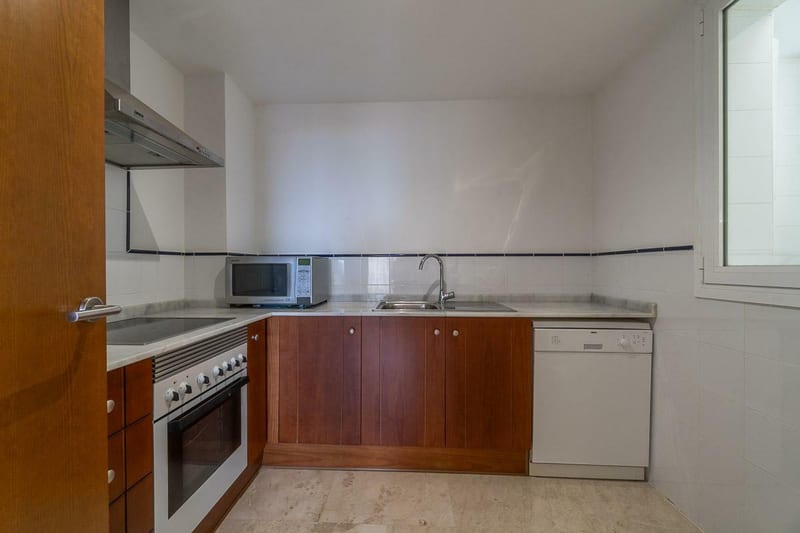 Open photo Listing photo