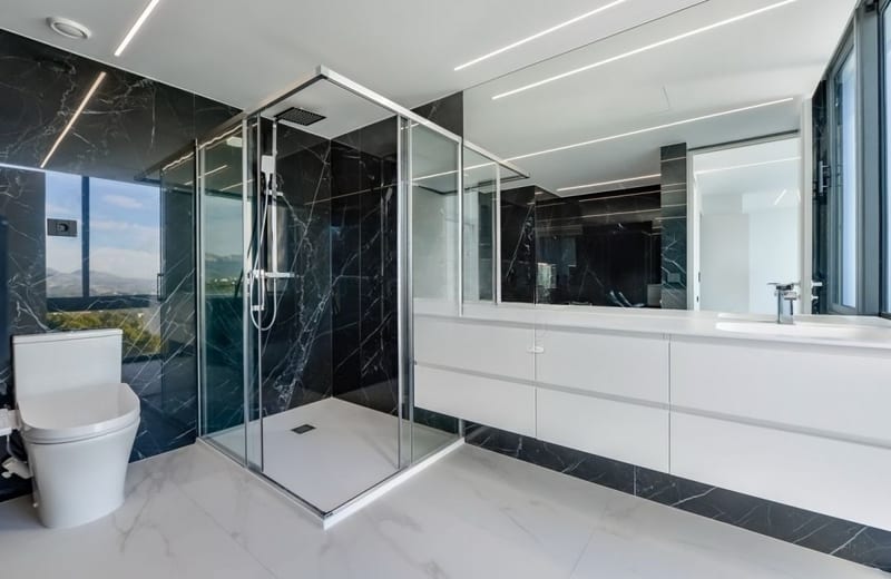 Open photo Listing photo