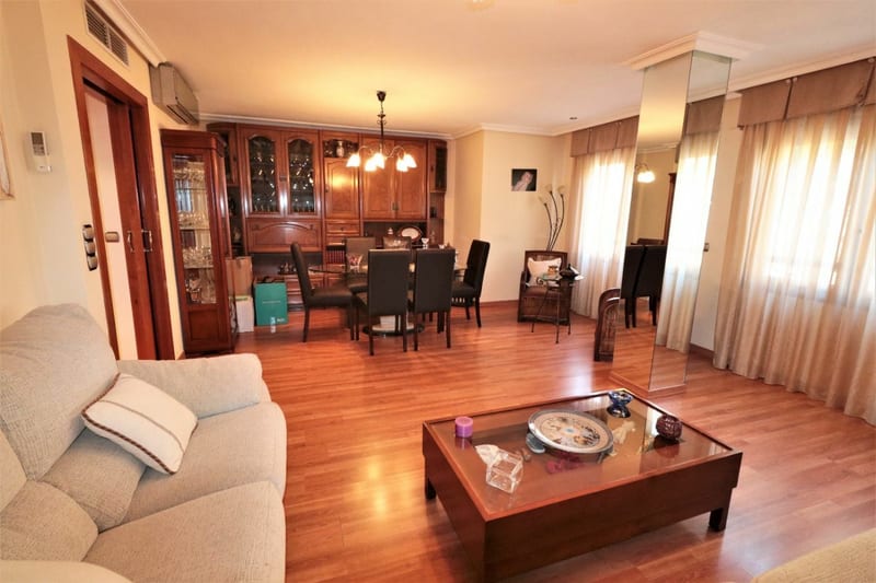 Open photo Listing photo