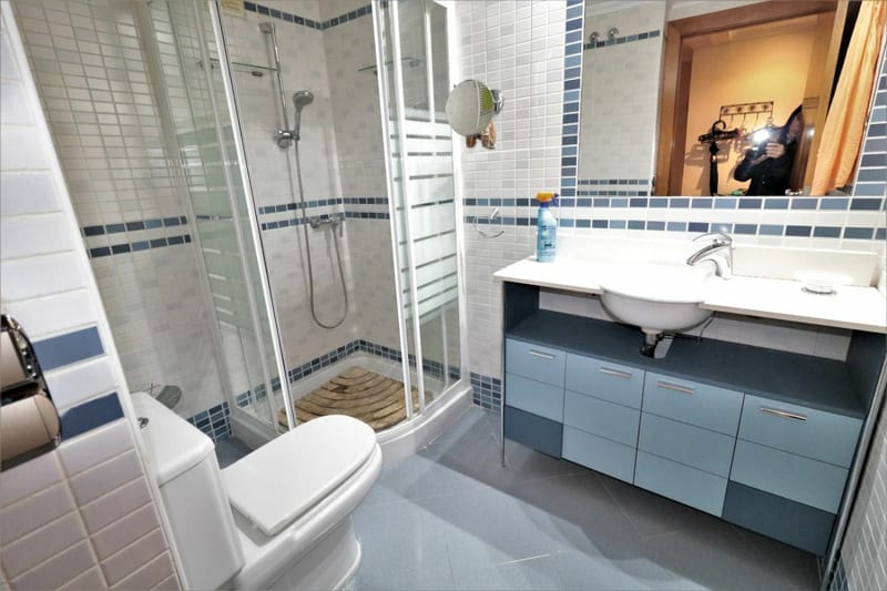 Open photo Listing photo