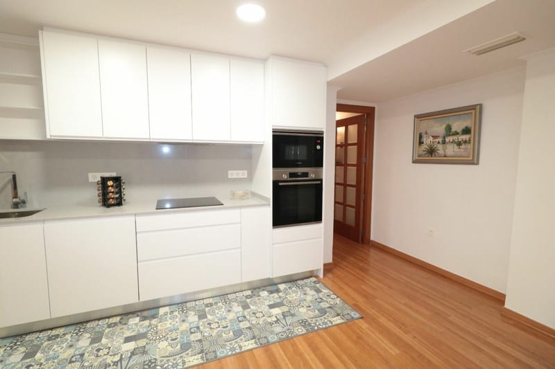 Open photo Listing photo