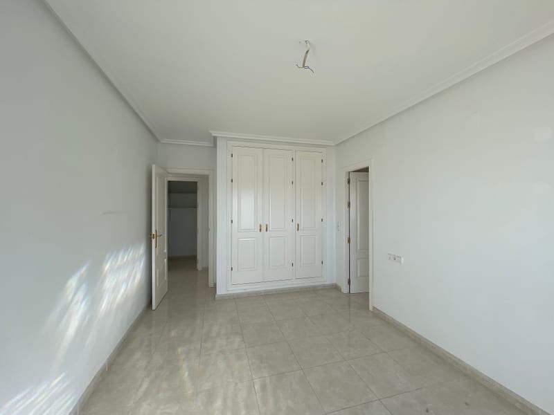 Open photo Listing photo