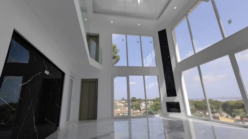 Open photo Listing photo