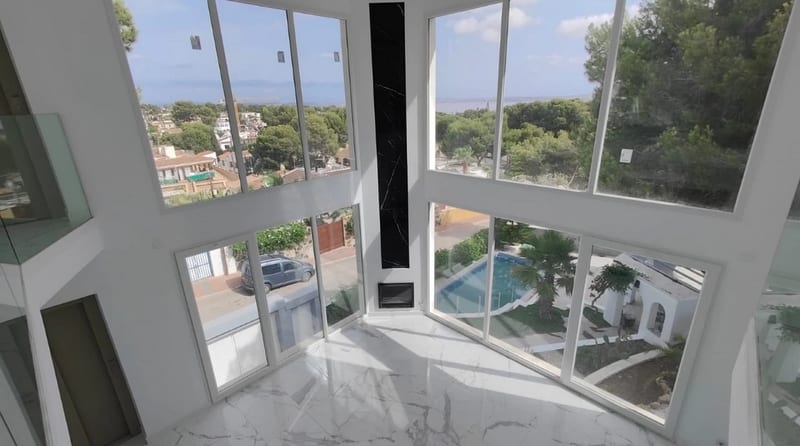 Open photo Listing photo