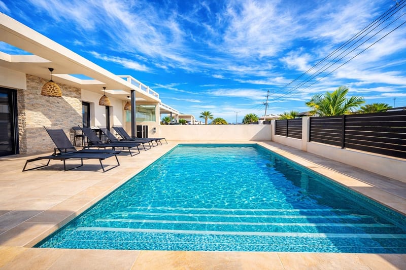Open photo Listing photo
