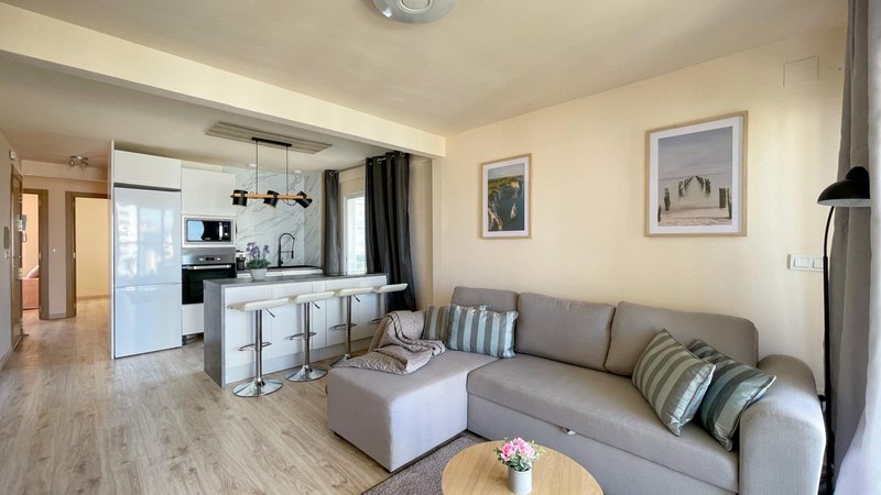 Open photo Listing photo