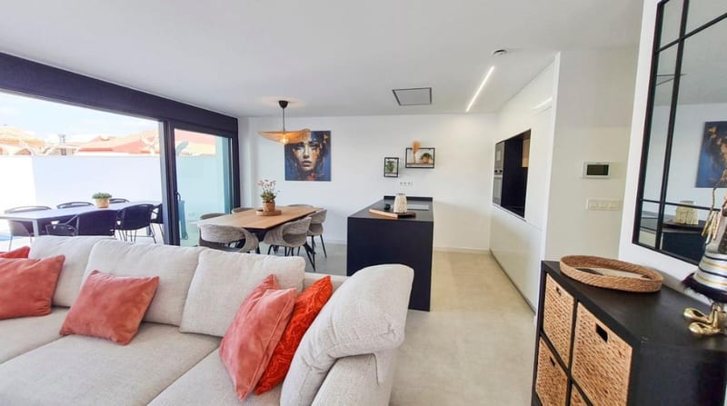 Open photo Listing photo