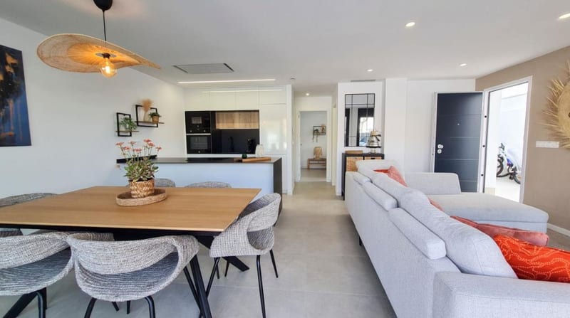 Open photo Listing photo