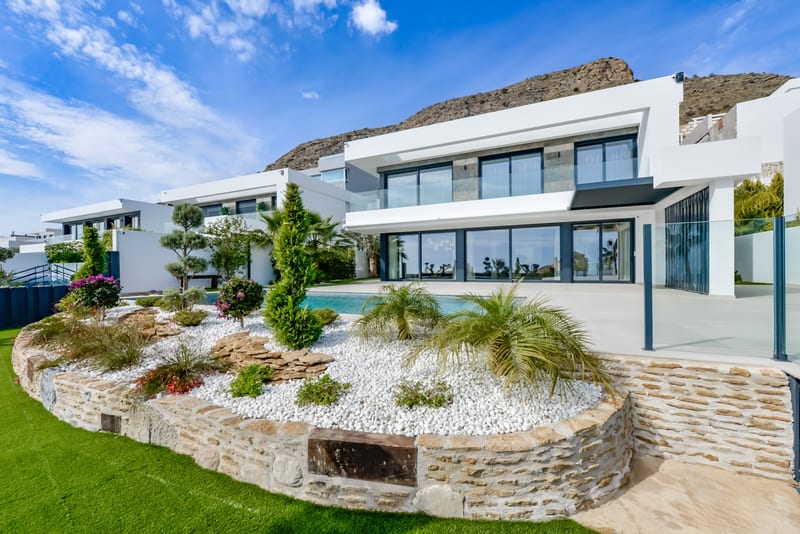Open photo Listing photo