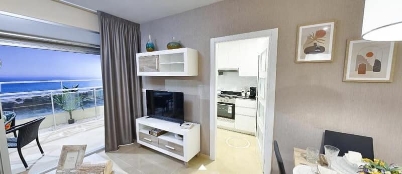 Open photo Listing photo