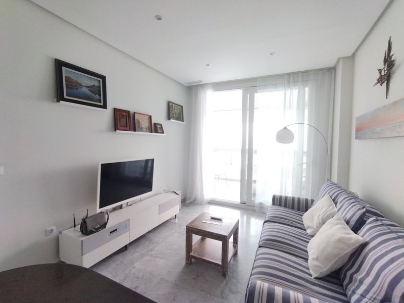Open photo Listing photo