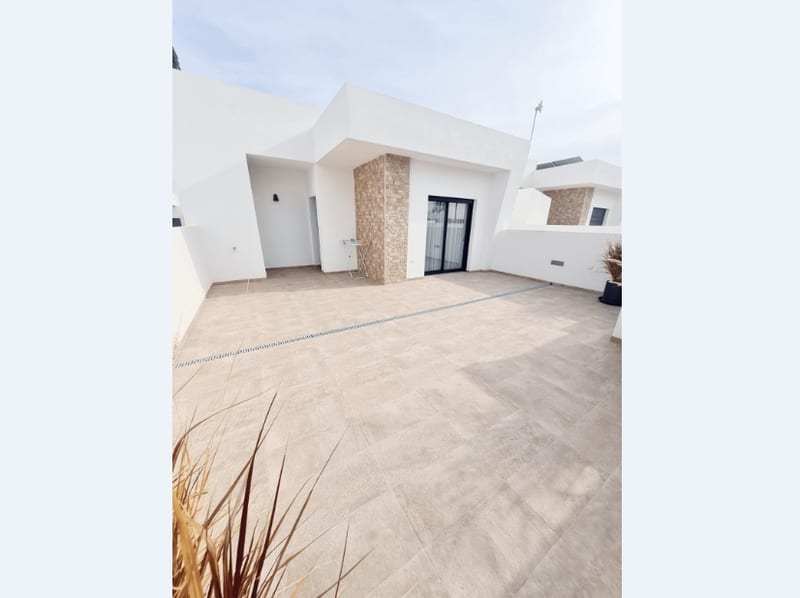 Open photo Listing photo