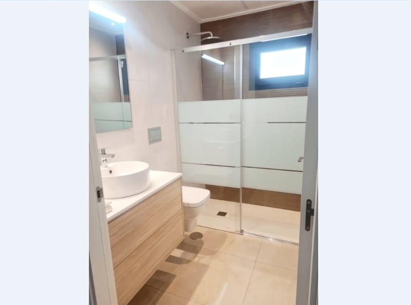 Open photo Listing photo