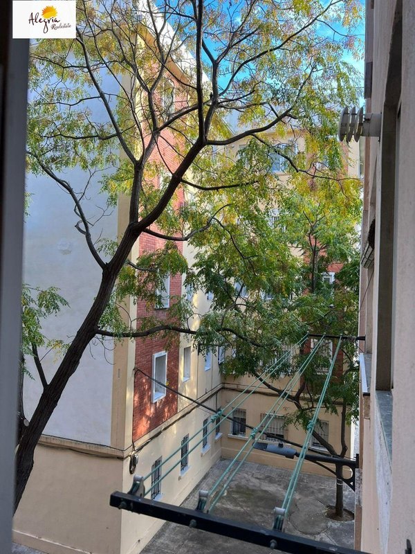 Open photo Listing photo