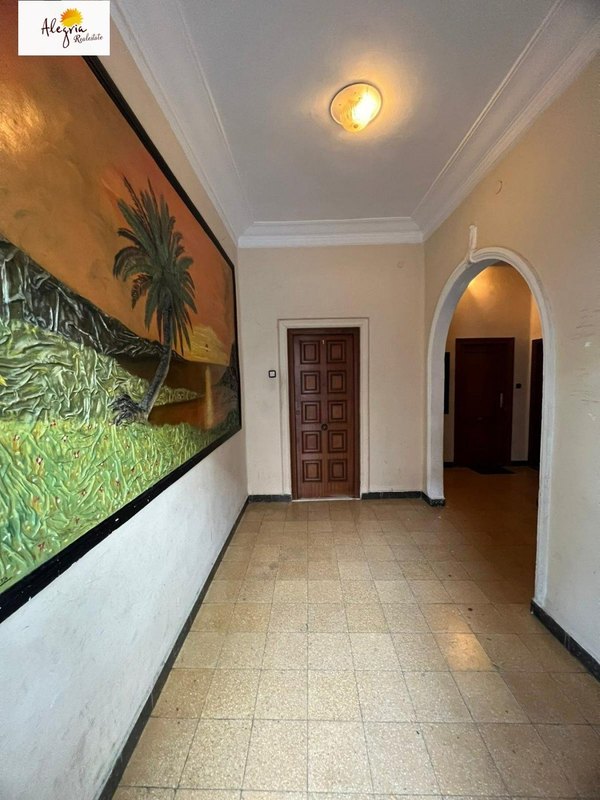 Open photo Listing photo
