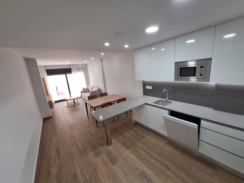 Open photo Listing photo