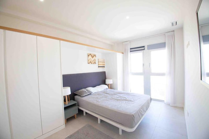 Open photo Listing photo