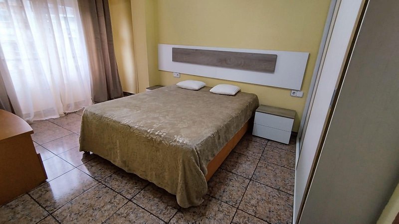 Open photo Listing photo
