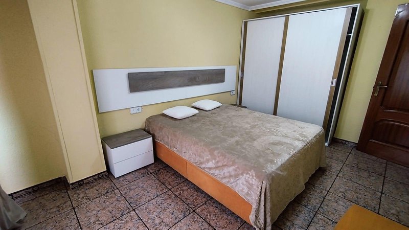 Open photo Listing photo