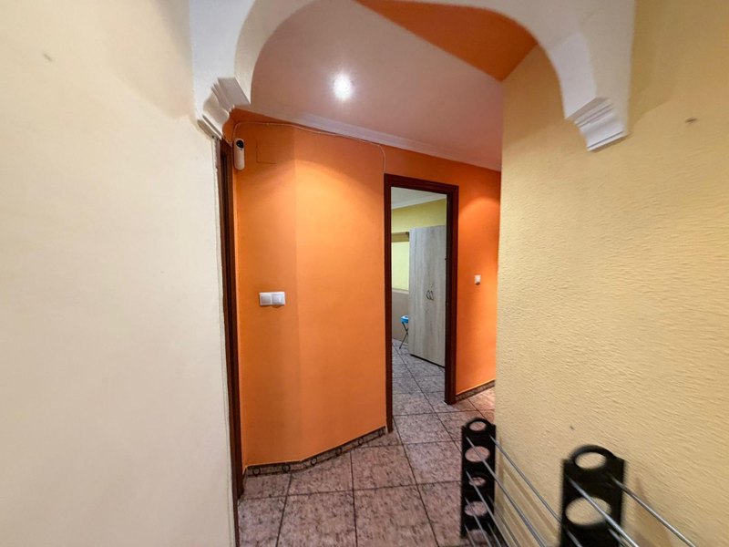 Open photo Listing photo