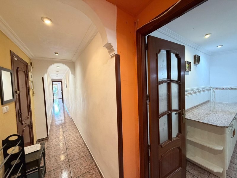 Open photo Listing photo