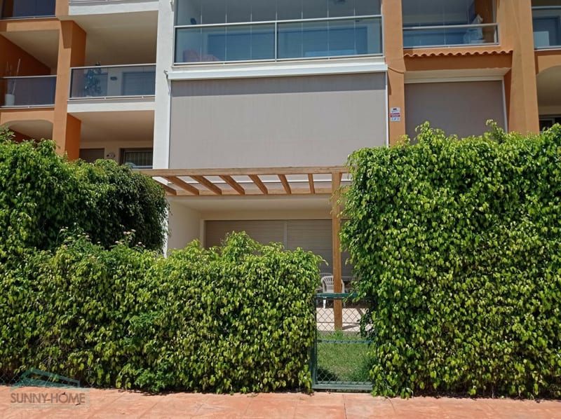 Open photo Listing photo
