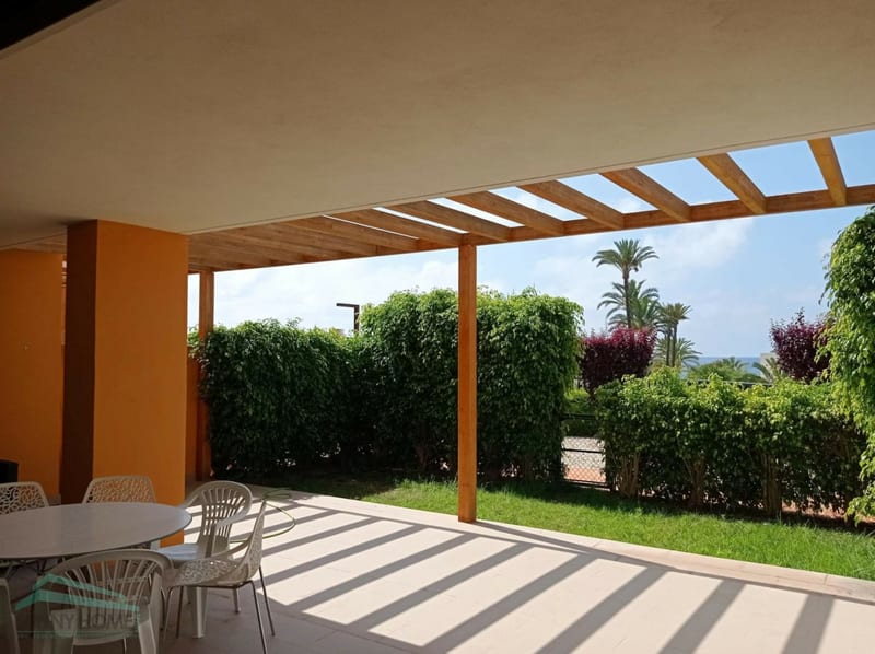 Open photo Listing photo