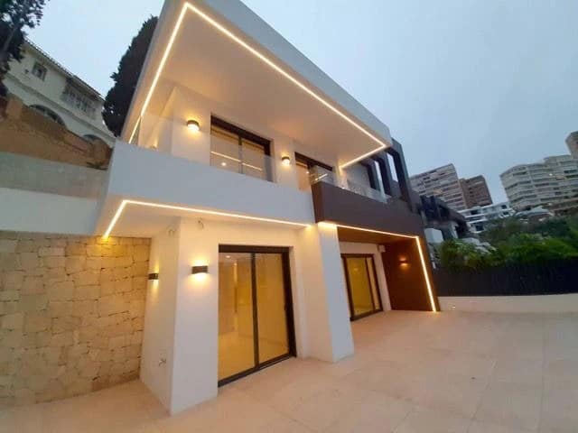 Open photo Listing photo