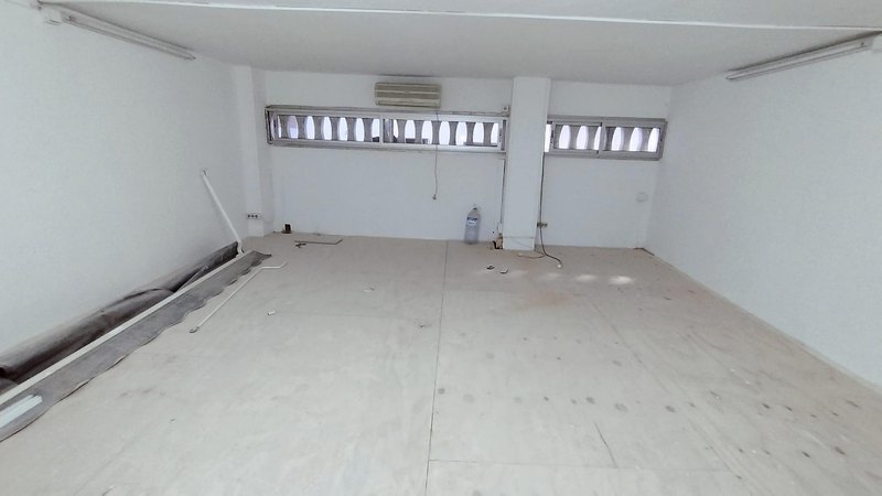 Open photo Listing photo
