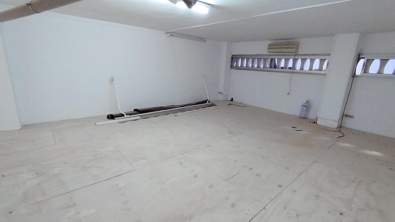 Open photo Listing photo