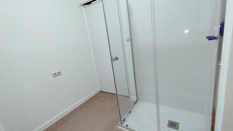 Open photo Listing photo