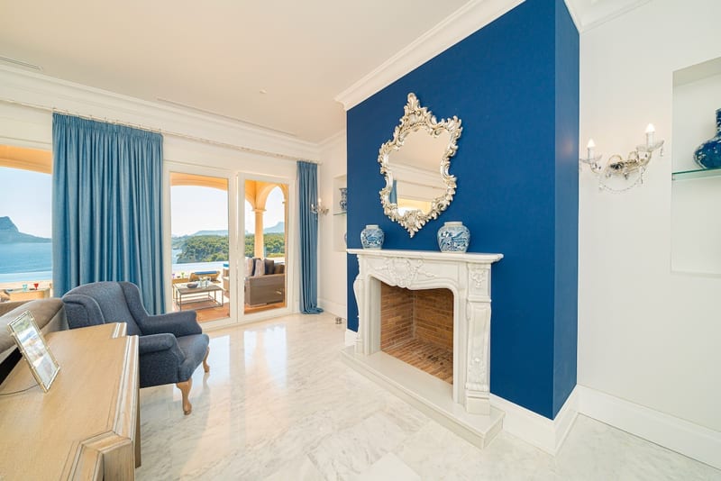 Open photo Listing photo