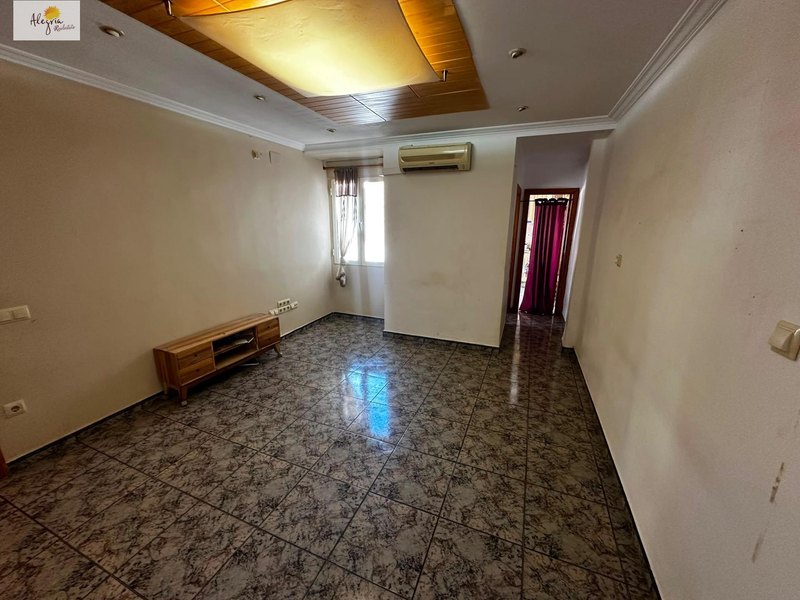 Open photo Listing photo