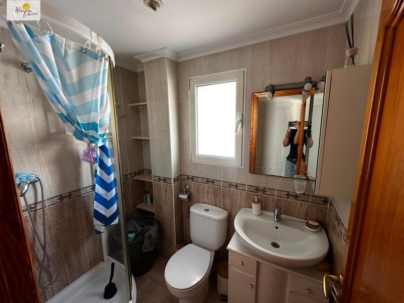 Open photo Listing photo