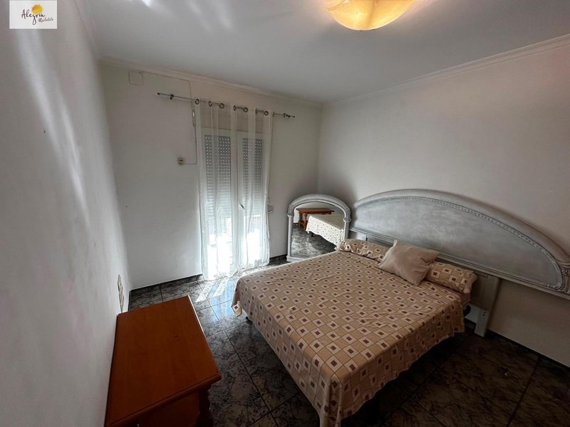 Open photo Listing photo