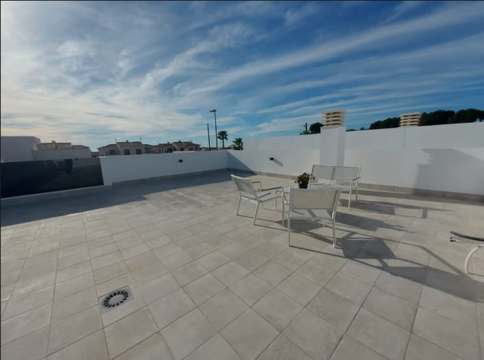 Open photo Listing photo