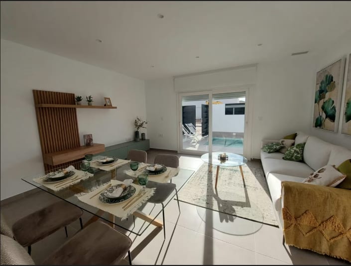 Open photo Listing photo