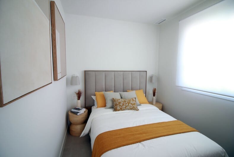 Open photo Listing photo