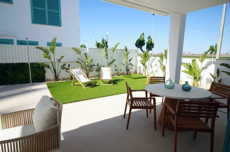 Open photo Listing photo