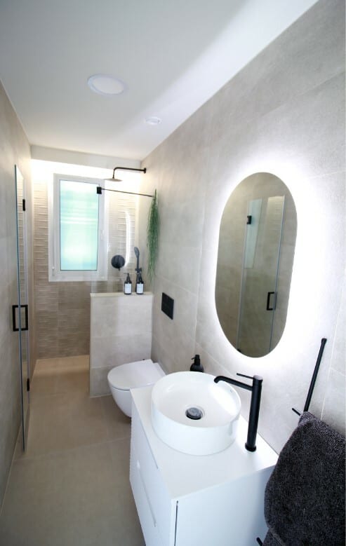 Open photo Listing photo