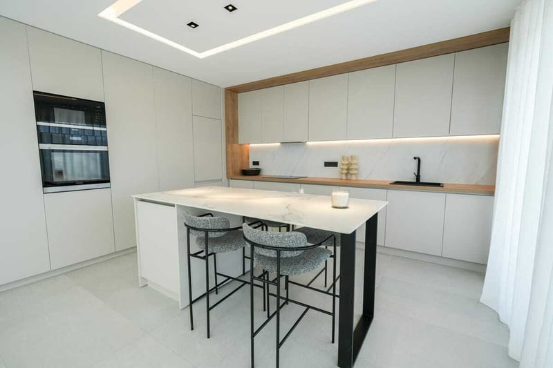Open photo Listing photo
