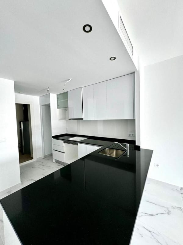 Open photo Listing photo