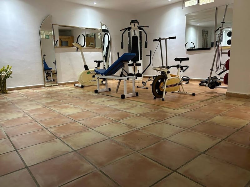 Open photo Listing photo