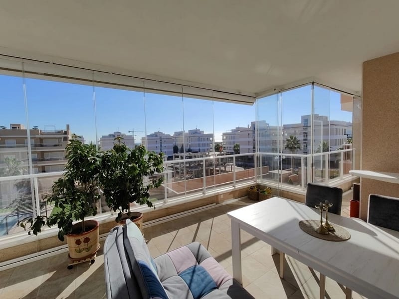 Open photo Listing photo