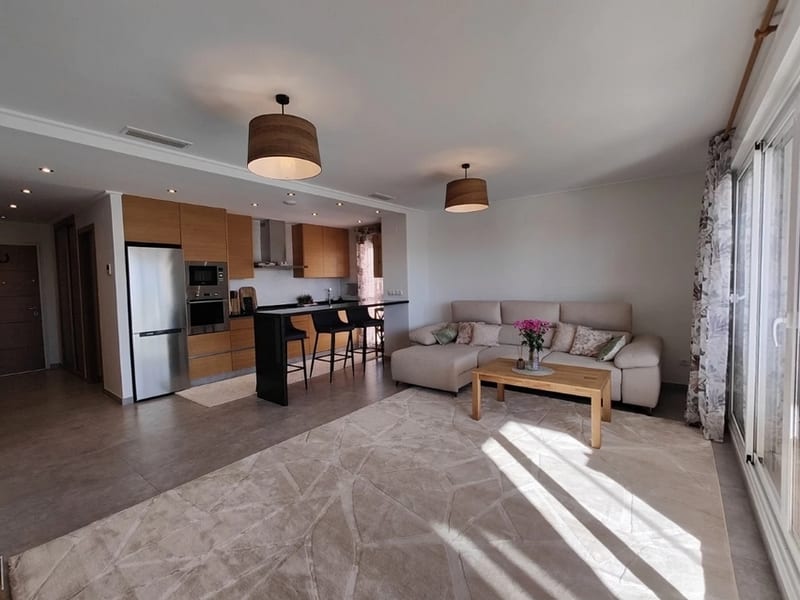 Open photo Listing photo
