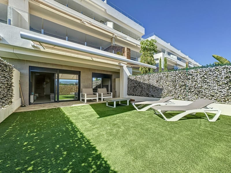 Open photo Listing photo