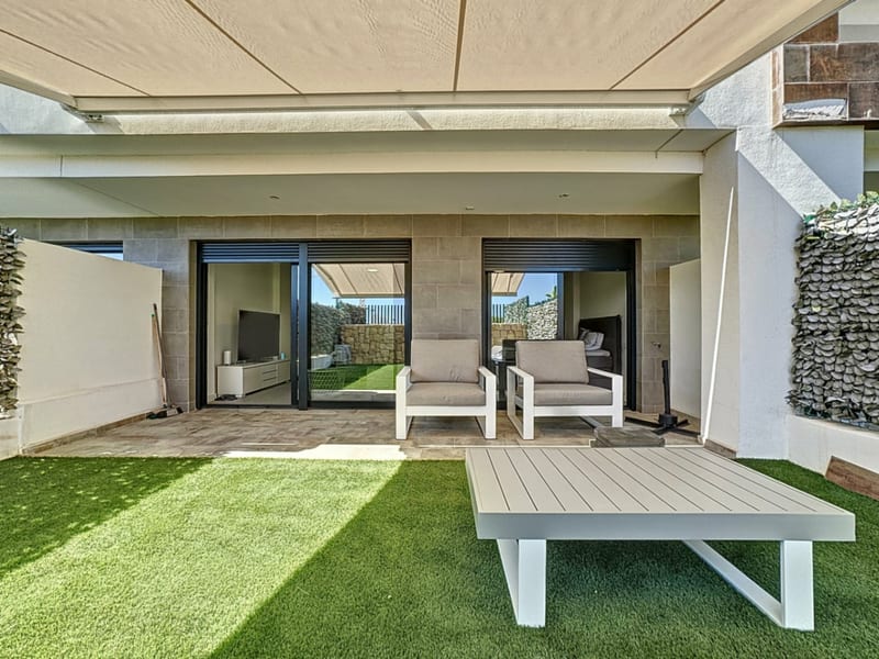 Open photo Listing photo