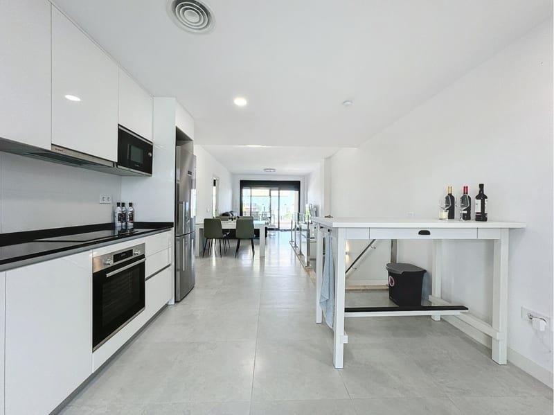 Open photo Listing photo
