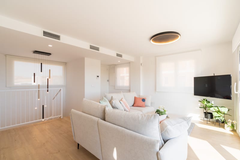 Open photo Listing photo