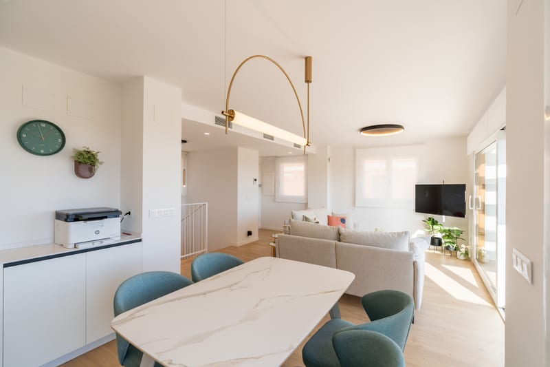 Open photo Listing photo